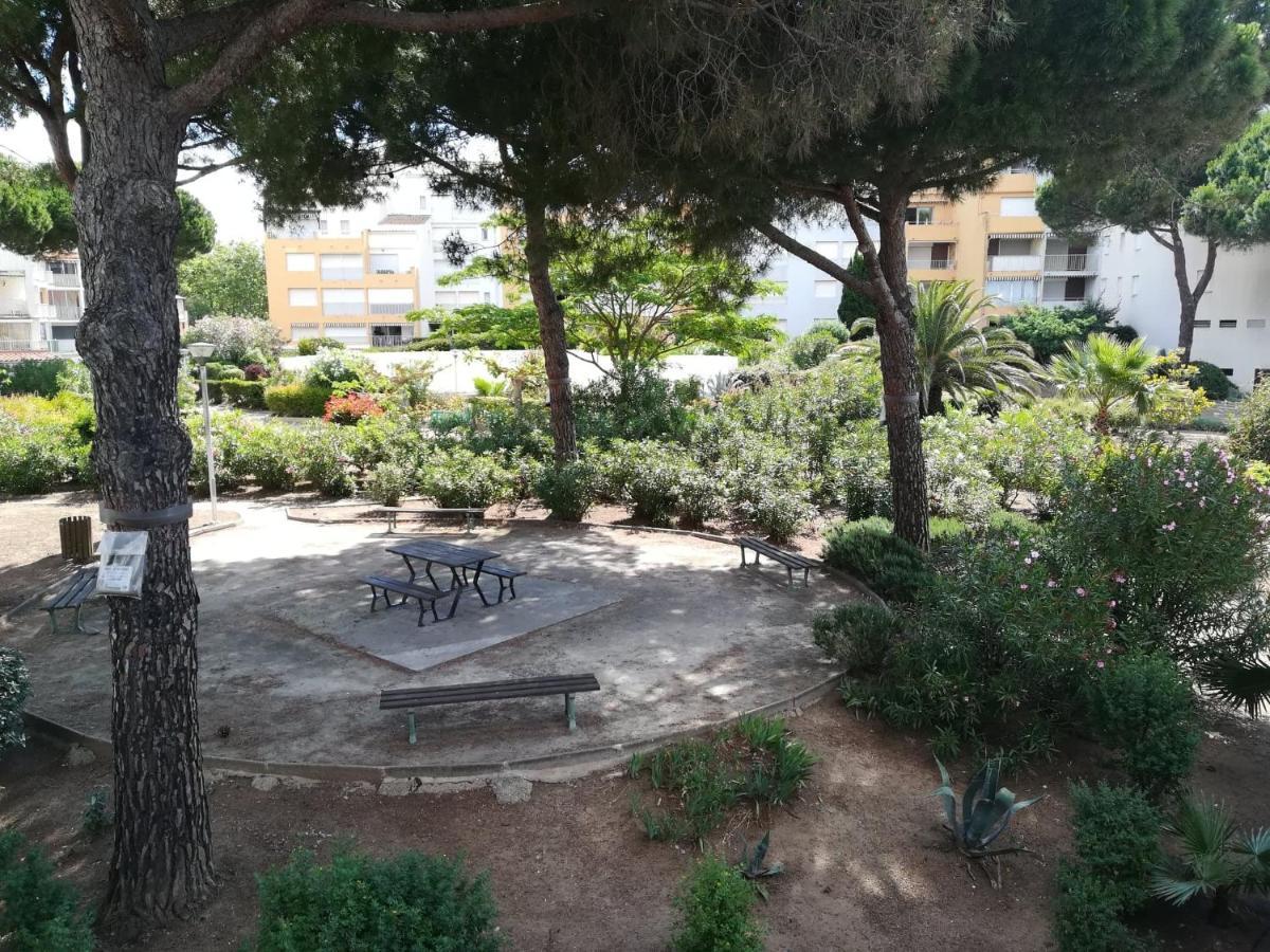 Studio Cabine Vue Port Avec Parking Prive, Piscine, Parc, Boulodrome Agde Buitenkant foto